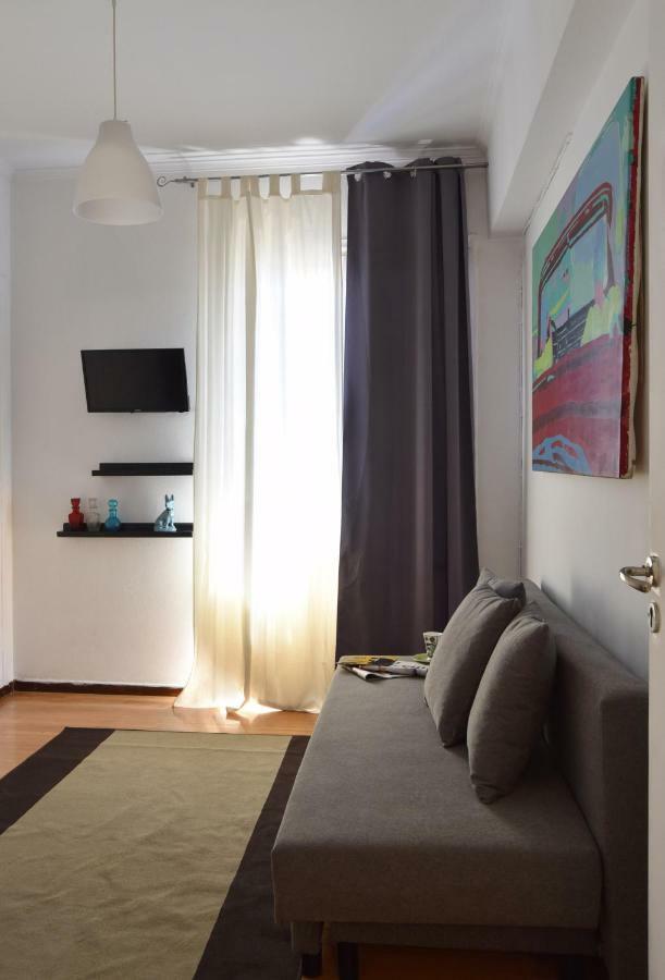 Artist'S Lovely Nest Under The Shadow Of The Parthenon Apartment Athens Exterior photo